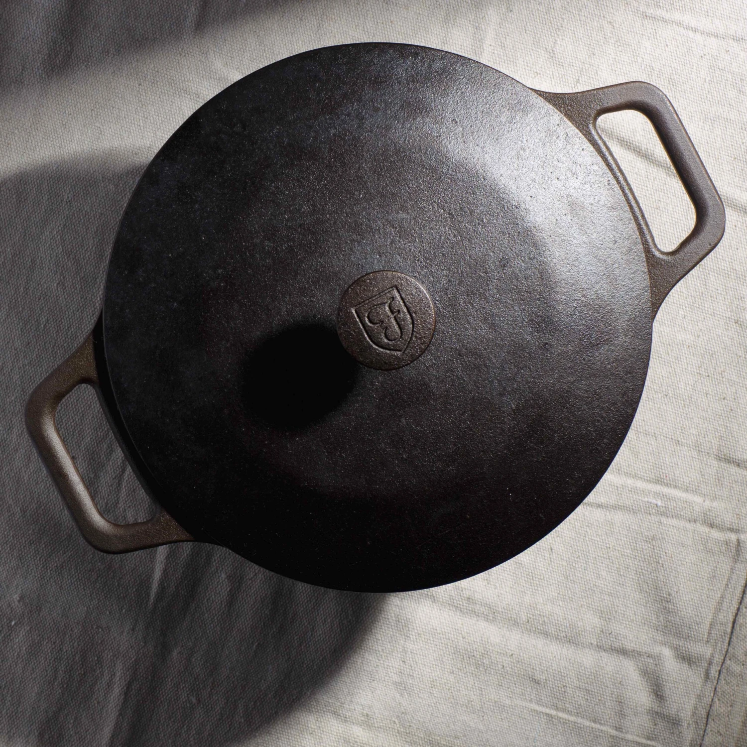 Field Company Lightweight Cast Iron Dutch Oven - Image 3