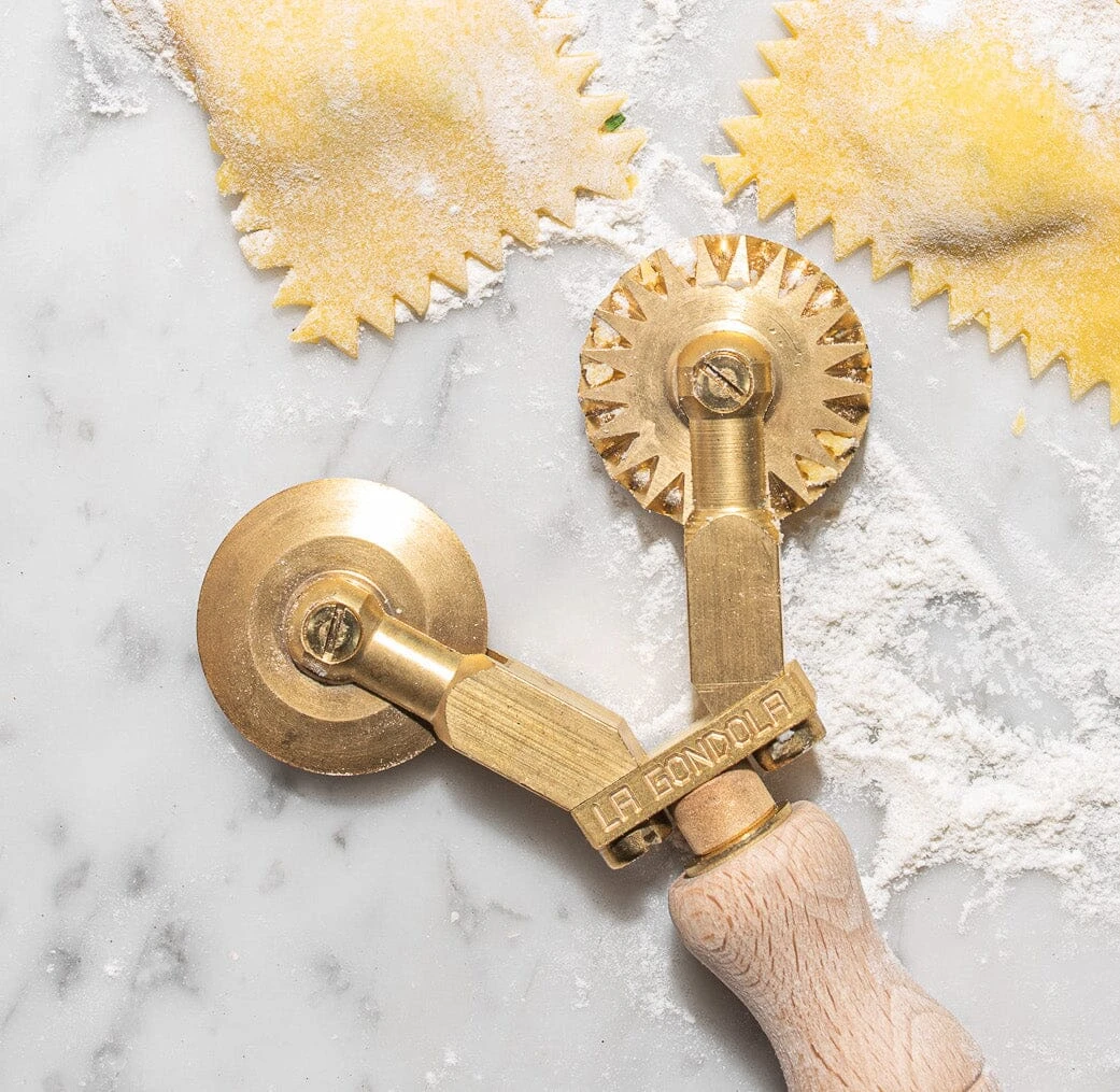 La Gondola Double Pasta Cutter Wheel - 2 Separate Blades - Image 2