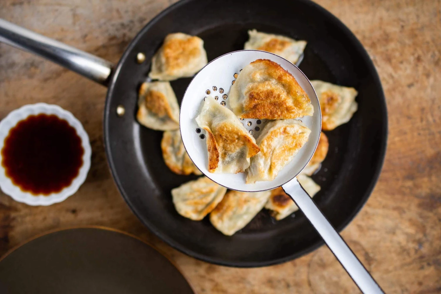 Riess Enamelware Skimmer - Image 3